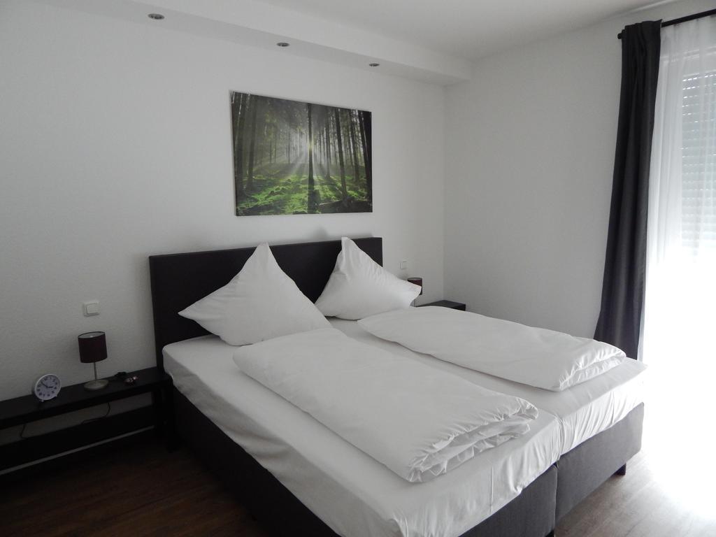 Ohlenforst Vis A Vis Aparthotel Wassenberg Room photo
