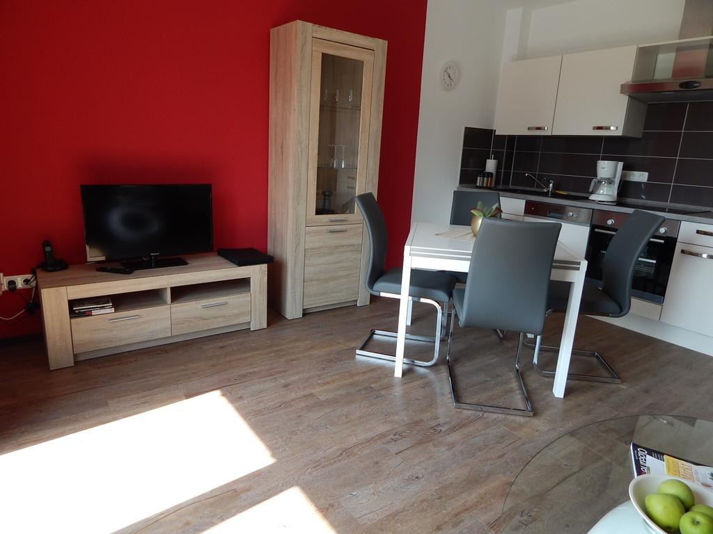 Ohlenforst Vis A Vis Aparthotel Wassenberg Room photo