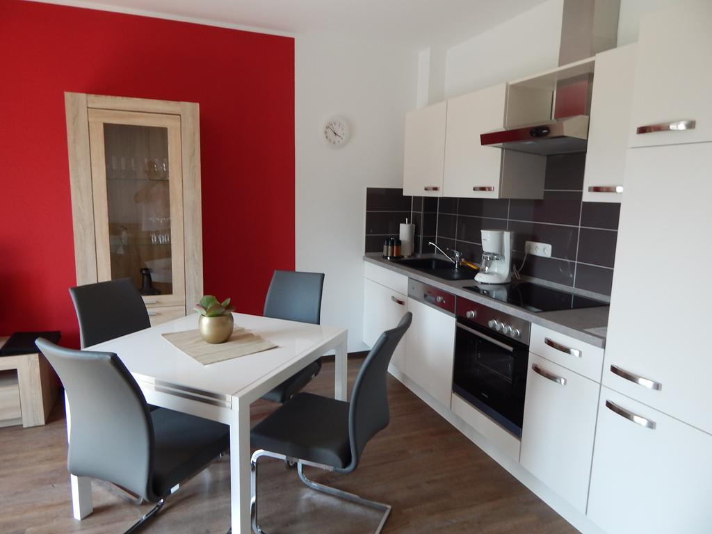 Ohlenforst Vis A Vis Aparthotel Wassenberg Room photo